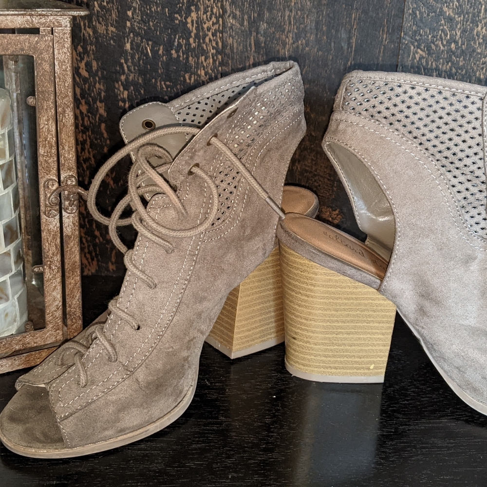 Altar'd state shoes